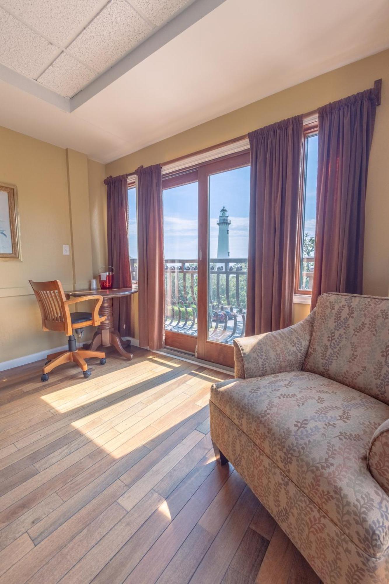 Ocean Inn & Suites St. Simons Island Екстериор снимка