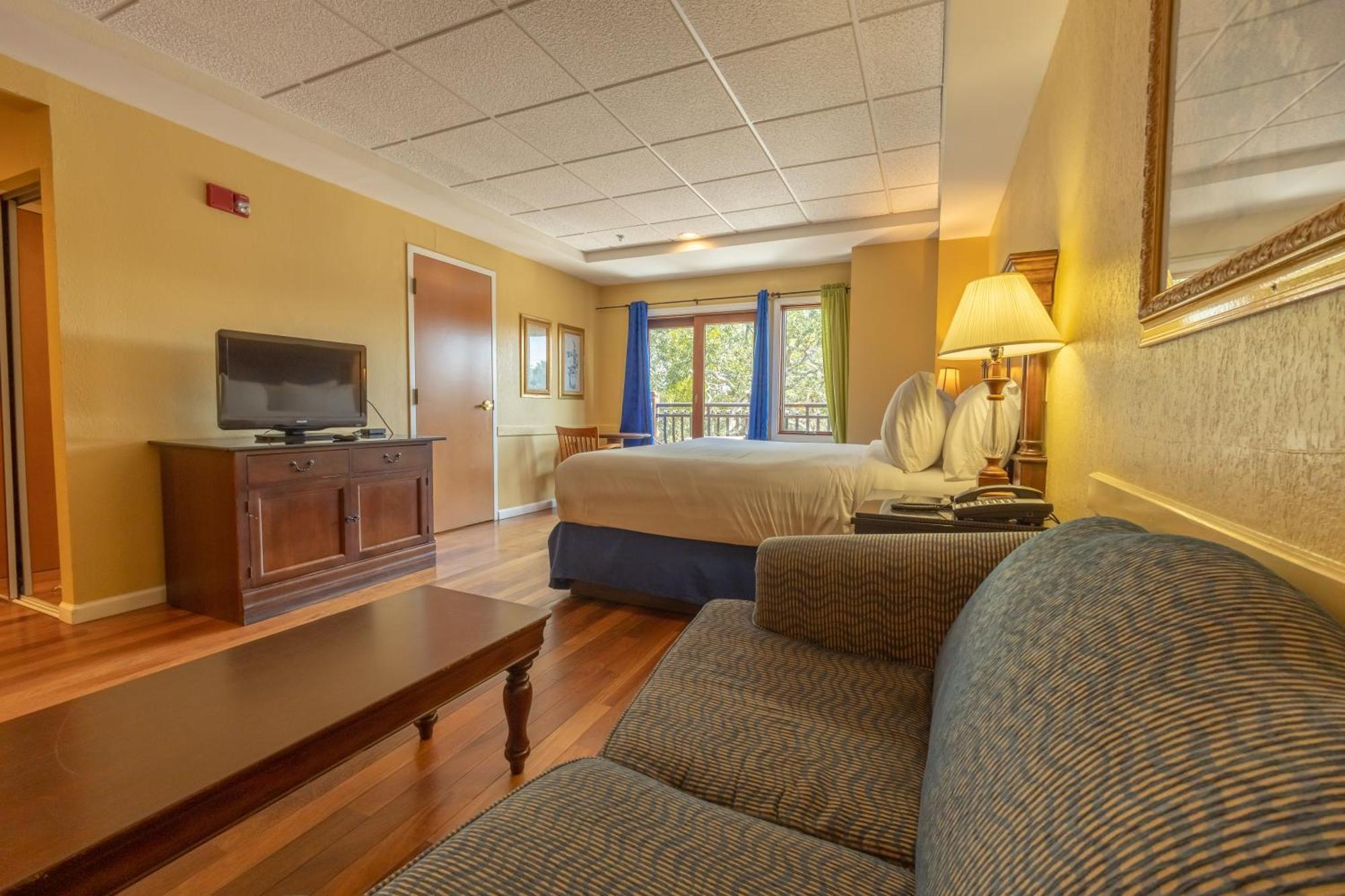 Ocean Inn & Suites St. Simons Island Екстериор снимка