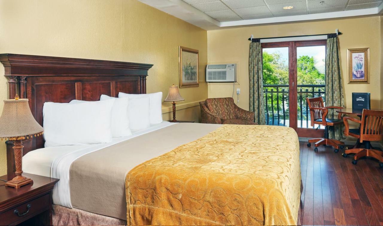 Ocean Inn & Suites St. Simons Island Екстериор снимка