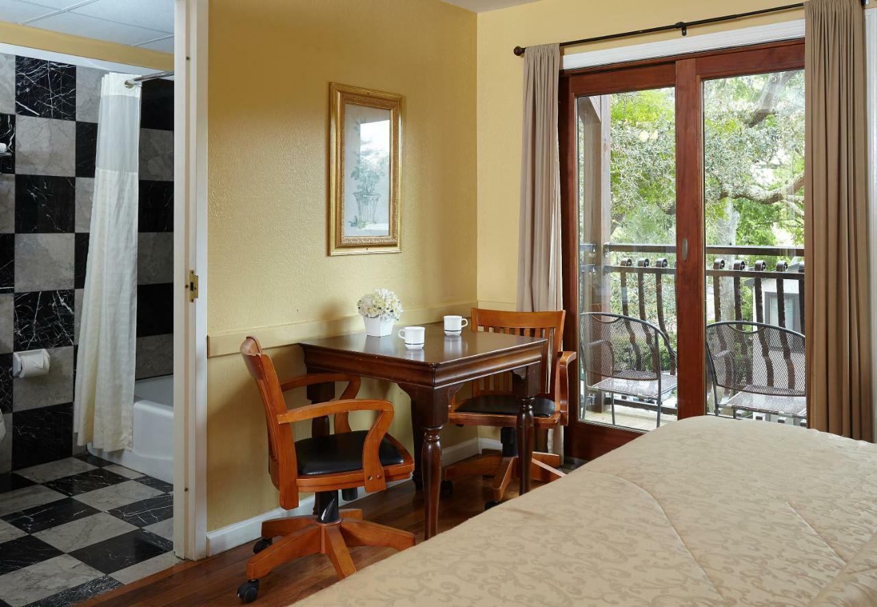 Ocean Inn & Suites St. Simons Island Екстериор снимка
